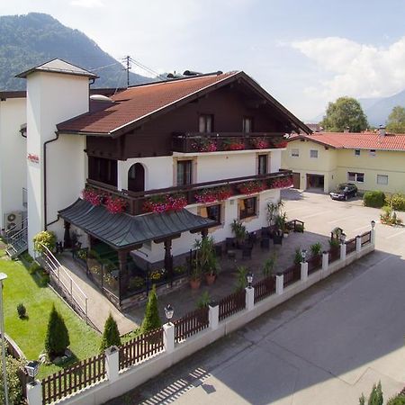 Gasthof Pension Alpenblick Radfeld Eksteriør bilde