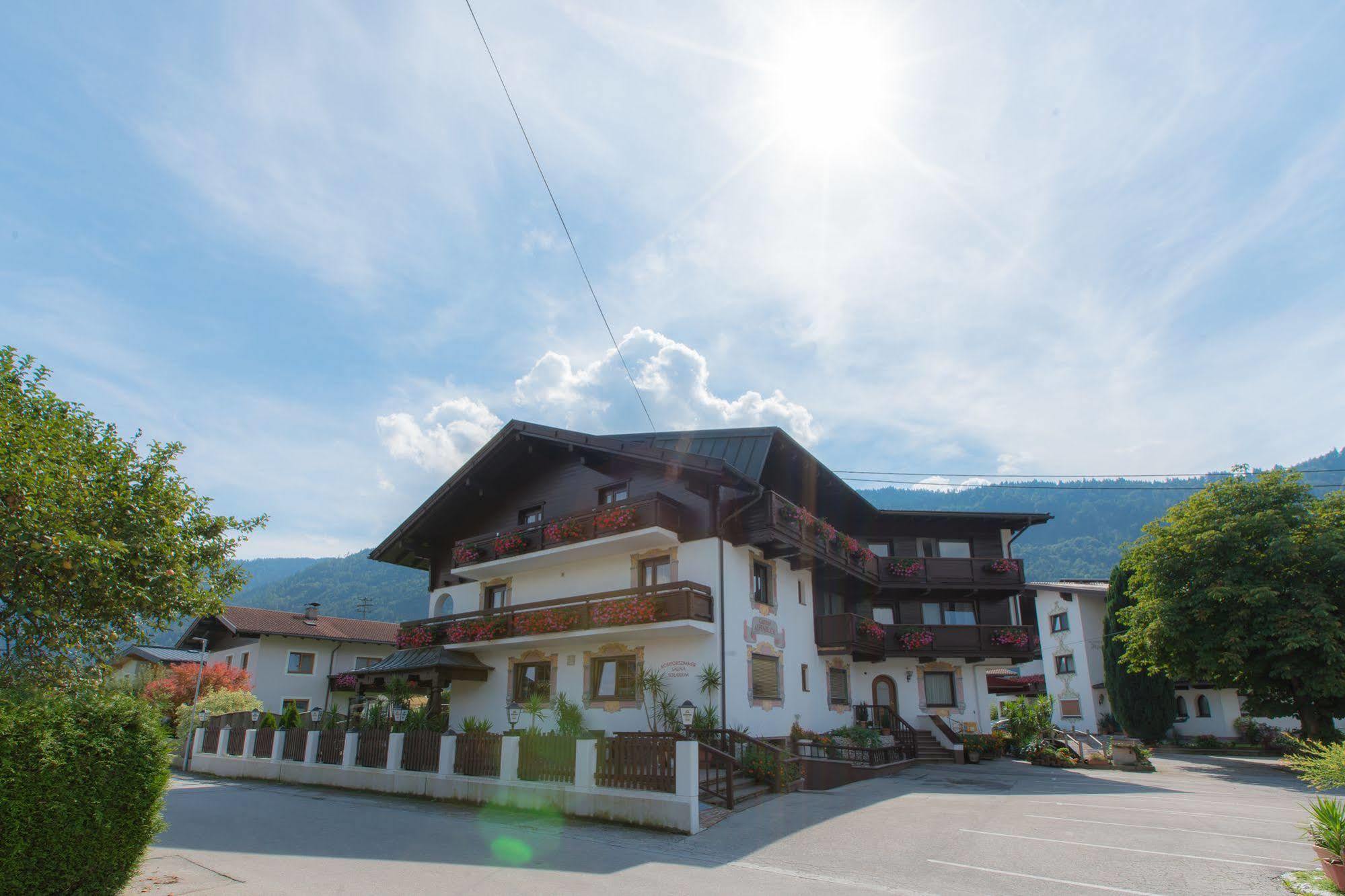 Gasthof Pension Alpenblick Radfeld Eksteriør bilde